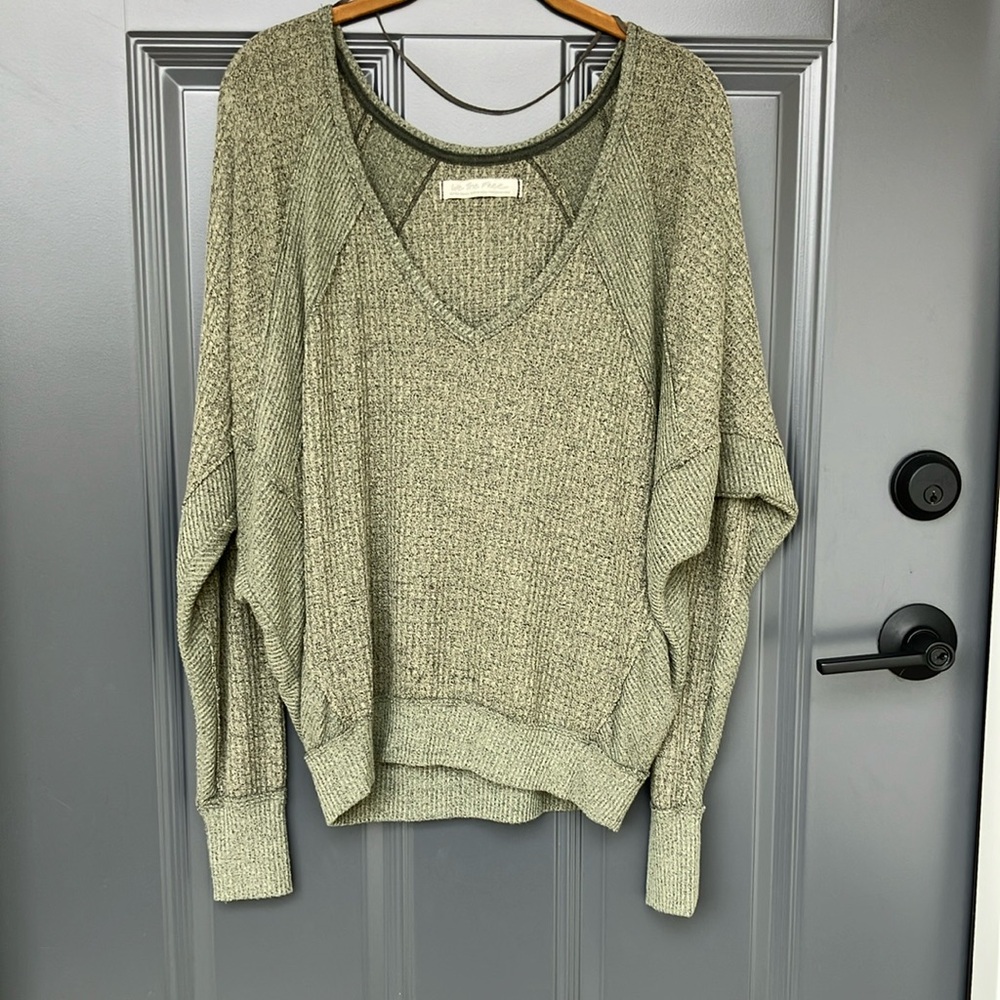 Free people Women's Olive Green Sweater